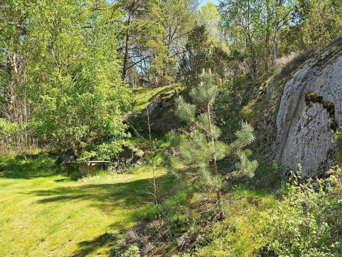 4 Person Holiday Home In Hen N Nösund Esterno foto