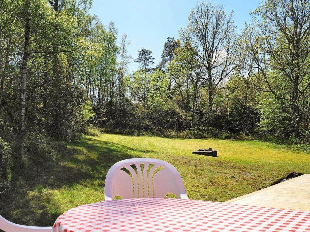 4 Person Holiday Home In Hen N Nösund Esterno foto